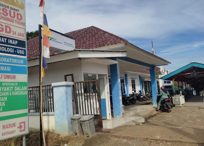 Jasad Kakak Beradik di Bawa ke RS Bhayangkara untuk Autopsi