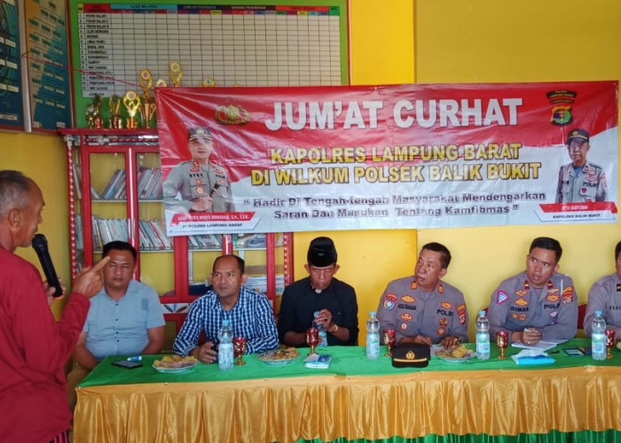 Dengarkan Curhatan Masyarakat, Polres Lampung Barat Sambangi Pekon Padang cahya 