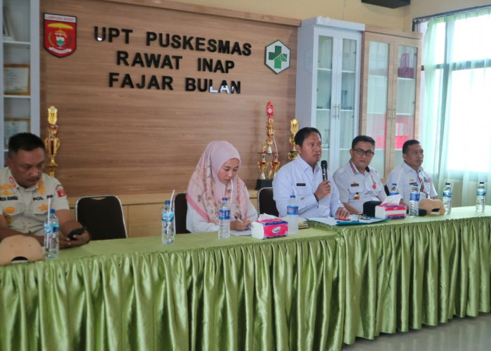 Sambangi UPT Puskesmas Pajar Bulan, Pj Bupati Lampung Barat Berikan Pembinaan