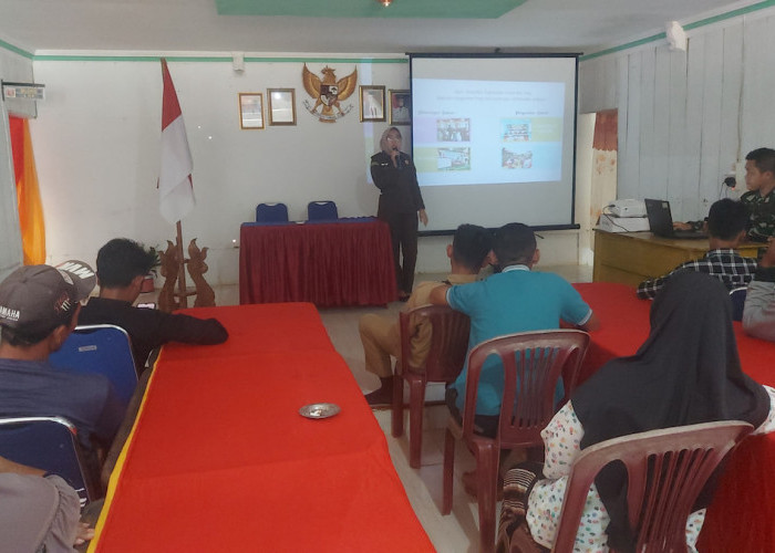 Kejari Lampung Barat Gelar Penyuluhan Radikalisme dan Terorisme pada TMMD Kodim 0422Kejari Lampung Barat Gelar