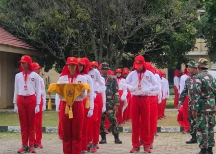 BPIP Lanjutkan Tradisi Penyerahan Duplikat Bendera Pusaka setelah 56 Tahun