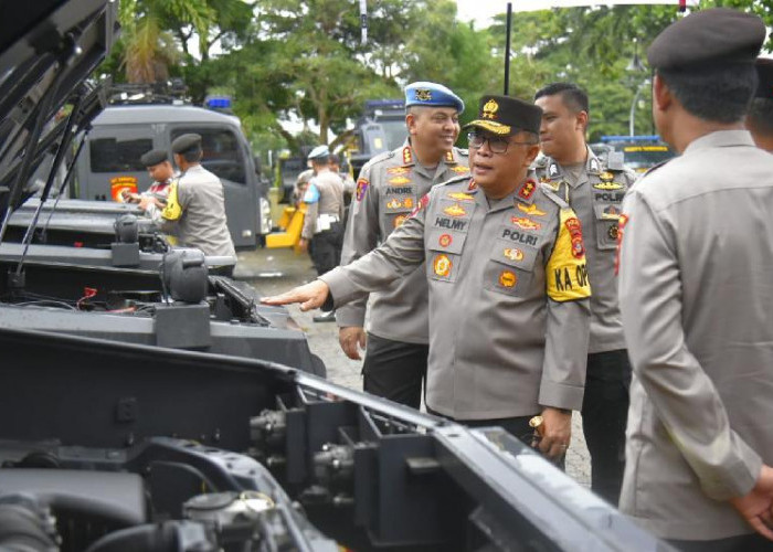 Pengamanan Pemilu 2024, Kapolda Lampung Cek Kendaraan Dinas Polri 