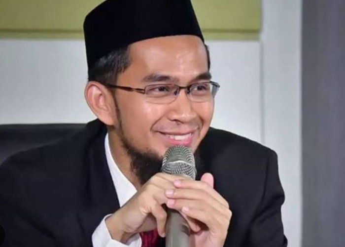 Ustadz Adi Hidayat Beri Tips Mendidik Anak dalam Islam Agar Kebaikan Menular Ke Buah Hati