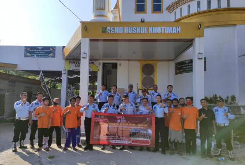 Peringati HDKD Ke-77, Rutan Krui Gelar Bersih-Bersih Rumah Ibadah