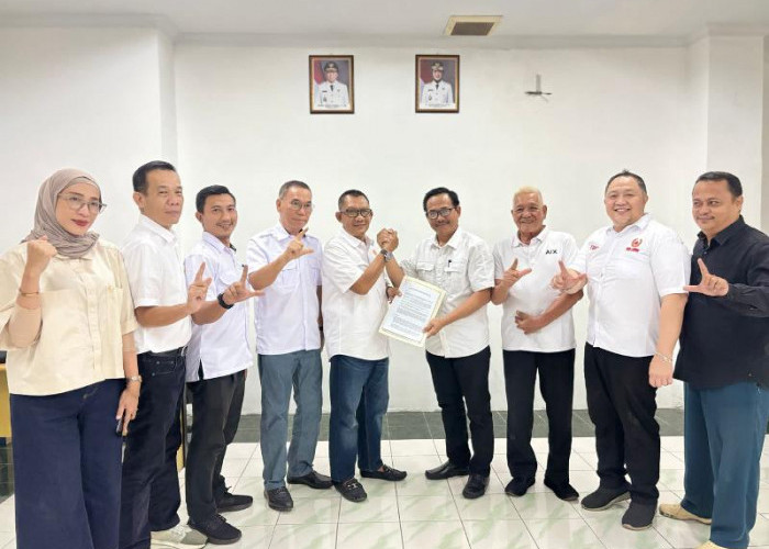 Faishol Djausal Resmi Daftar Calon Ketua Koni Lampung
