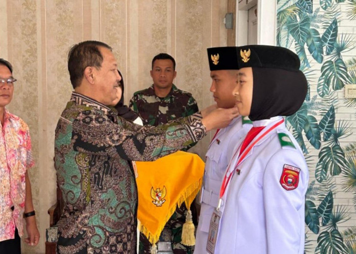 Pj Sekda Lampung Barat Resmi Tutup Kegiatan Diklat Paskibraka