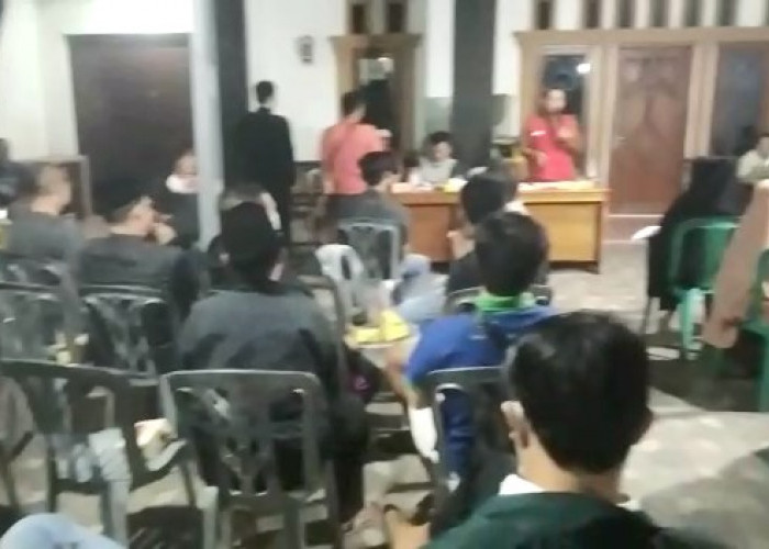Warga Antusias Ikuti Pemilihan Ketua RT di Kelurahan Kotasepang