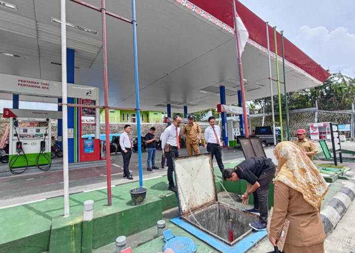 Polres Lampung Barat Kembali Datangi SPBU, Lakukan Tera Ulang Hingga Cek Tangki Penyimpanan BBM
