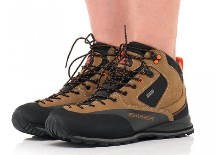 Sepatu Hiking Favorit Pendaki Gunung, Ini Pilihan dan Harganya