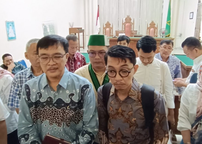 PN Tanjungkarang Batalkan Status Tersangka Agus Nompitu 
