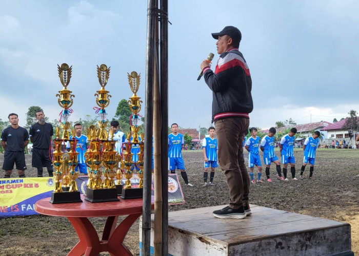 PM Beri Aplaus Meriahnya Turnamen Sepakbola Biogen Cup V