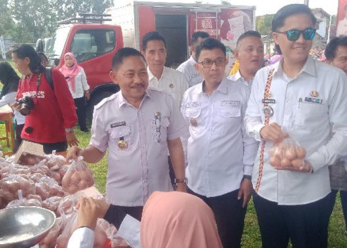 Sambut HUT RI Ke-79, Pemkab Lampung Selatan Gelar Pasar Murah di Jatiagung 