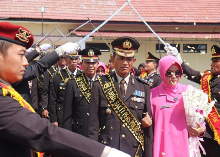 7 Personil Polres Lampung Selatan Dilepas Purna Bhakti