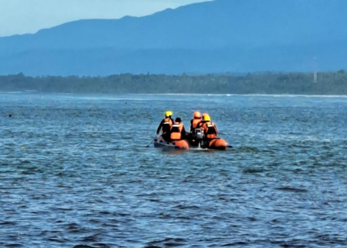 Korban Tenggelam di Pantai Mandiri Belum Ditemukan, Tim SAR Gabungan Perluas Penyisiran