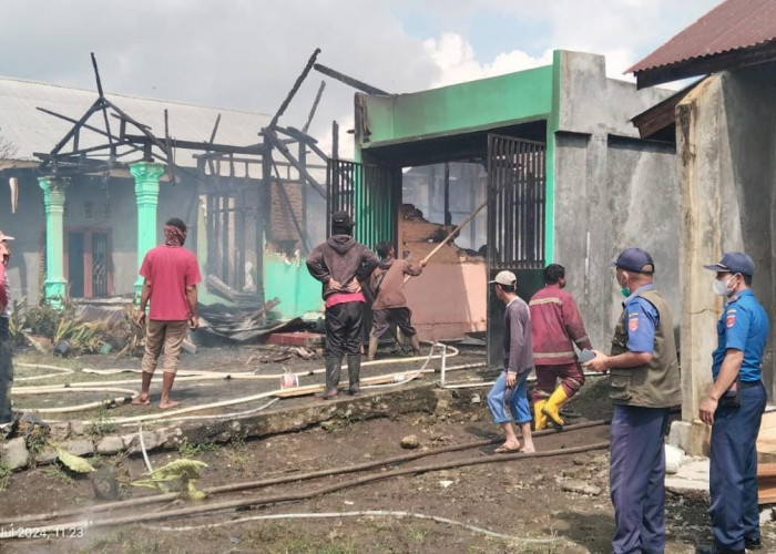 Korsleting Listrik Diduga Jadi Penyebab Kebakaran Rumah di Seranggas, Kerugian Ditaksir Mencapai Rp500 Juta