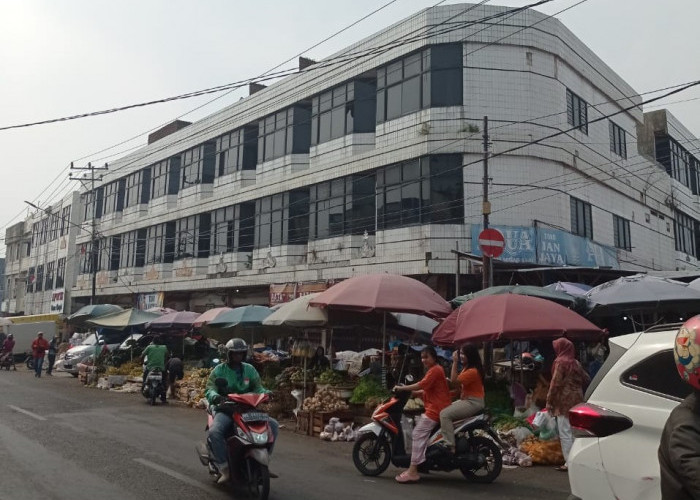 Revitalisasi Pasar Pasir Gintung Ditarget Rampung Tahun Depan