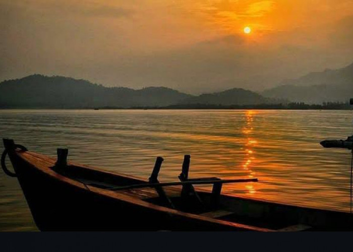 Pantai Klara Lampung, Wisata Kelapa Rapat yang Menawan di Pesisir Teluk Lampung