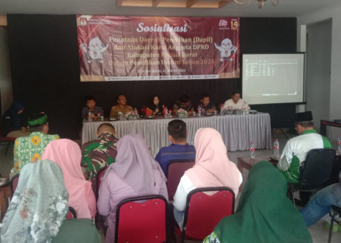 KPU Pesbar Sosialisasikan Penataan Dapil dan Alokasi Kursi DPRD Pesbar