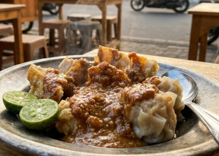 Batagor dan Siomay, Dua Legenda Jajanan Bandung yang Tetap Digemari