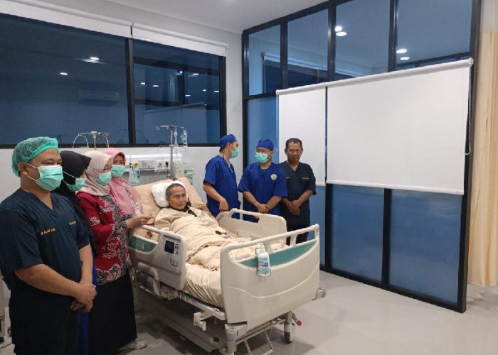 RSUDAM Lampung Lepas Kepulangan Satu Pasien Operasi Bedah Jantung Terbuka 