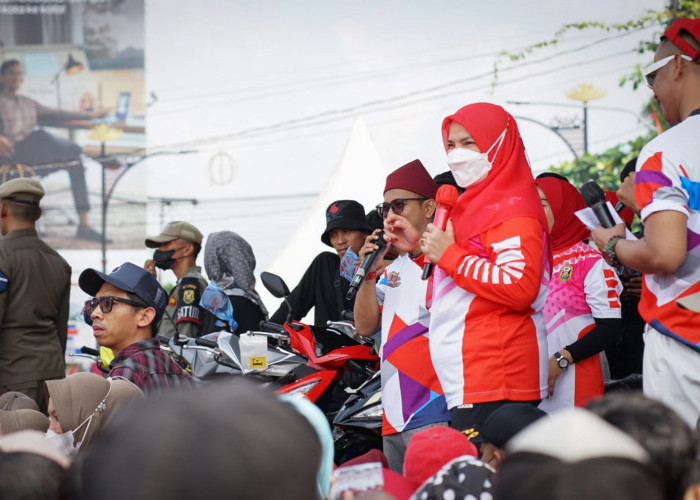 Rayakan HUT Kota Bandar Lampung Ke-341, Pemkot Gelar Jalan Sehat dan Bagi-bagi Hadiah 