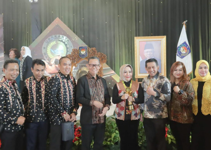 Gubernur Lampung Arinal Raih Penghargaan Wanua Upakarya Nugraha dari Ditjen Pemdes Kemendagri 