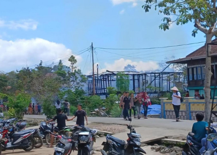 Kebakaran di Kenali Berhasil Dipadamkan, 2 Rumah Ludes, 1 Terdampak