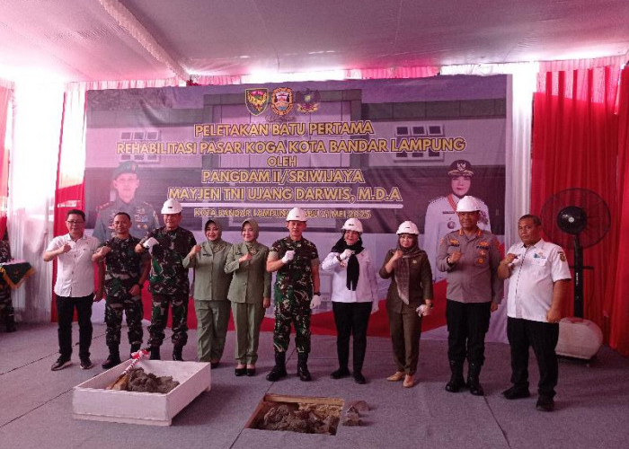 Pemkot Bandar Lampung Revitalisasi Pasar Koga, Pangdam Sriwijaya Letakkan Batu Pertama