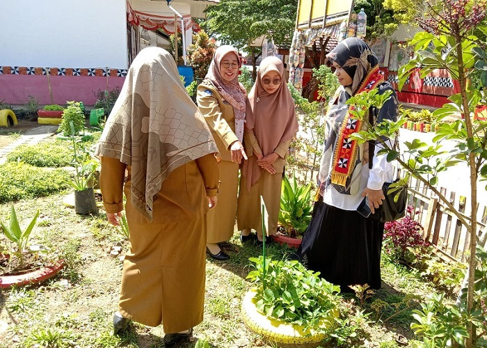 Tim Penilaian Adiwiyata Provinsi Lampung Kunjungi SDN 1 Giham Sukamaju