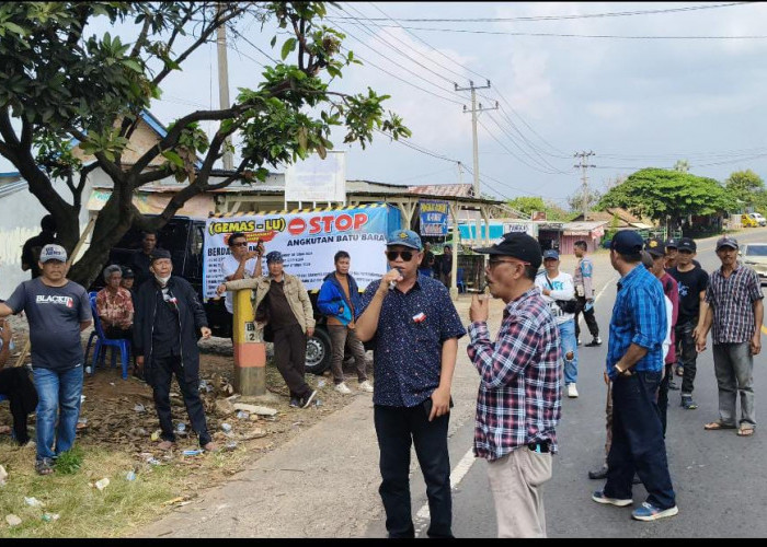18 Desa di Bukit Kemuning Gelar Aksi Damai Tolak Armada Batu Bara
