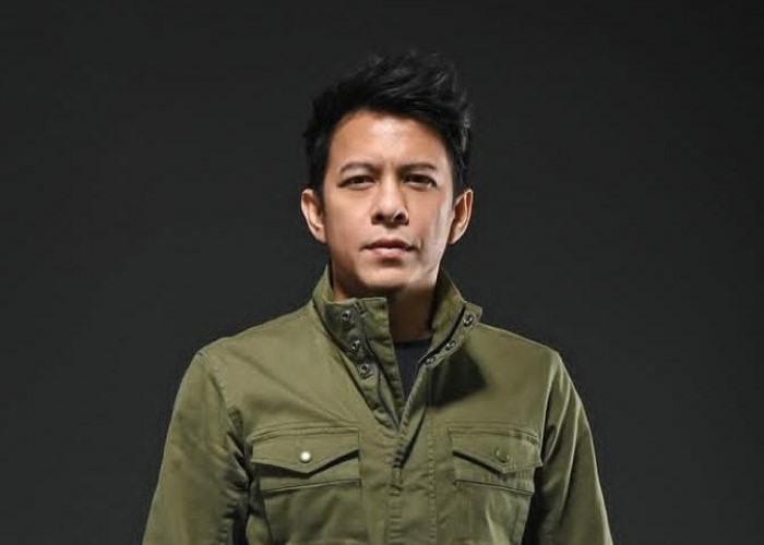 Ariel NOAH Resmi Perankan Dilan ITB 1997, Netizen Heboh Soal Umur!