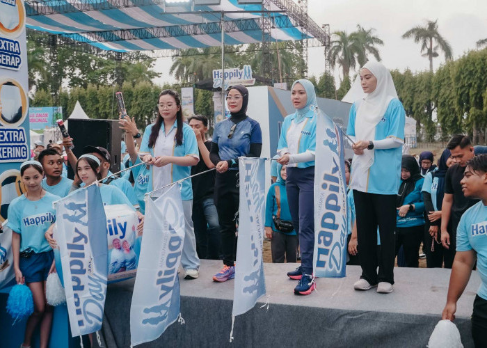 Jalan Sehat Lansia Meriah, Ketua TP PKK Lampung Ajak Lansia Tetap Aktif dan Sehat