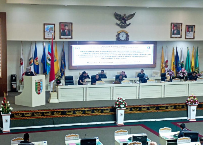 Sepakati 21 Raperda di Paripurna DPRD Lampung, 15 Diantaranya Usul Inisiatif Dewan 