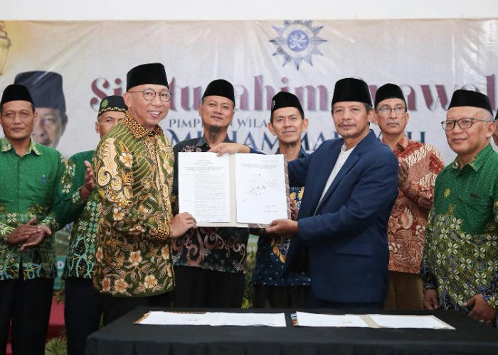 Gubernur Lampung Serahkan Hibah Tanah untuk Muhammadiyah, Ajak Bersinergi Bangun Daerah