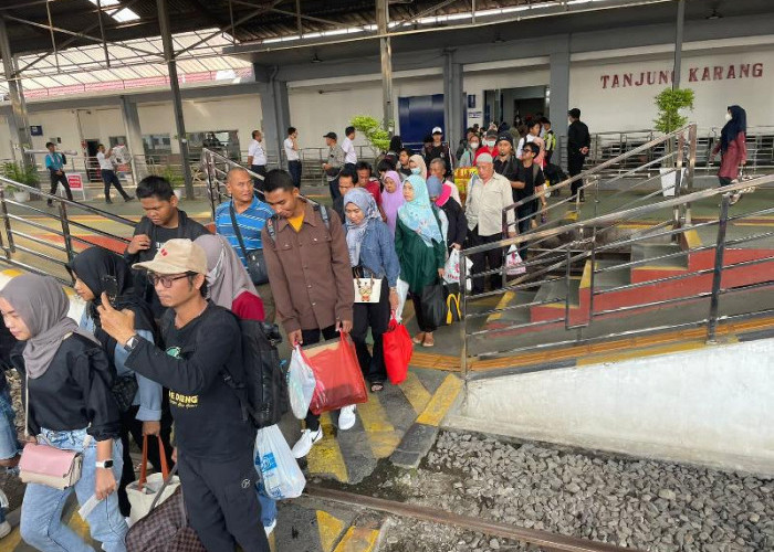 Evakuasi Rampung, Jalur KA Sudah Kembali Normal