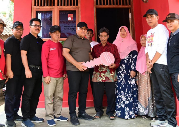 Bupati Lampung Selatan Resmikan Hasil Program Bedah Rumah di Desa Pasuruan