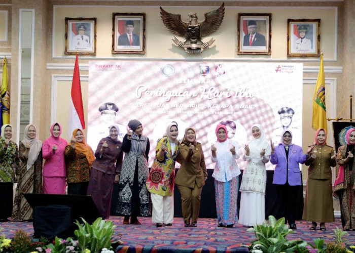 Peringati Hari Ibu, Wagub Nunik Dorong Kaum Perempuan Berkarir di Lembaga Pemerintahan
