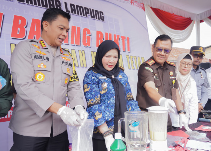 Kejari Bandar Lampung Musnahkan Barangbukti Periode Tahun Lalu sampai Juli