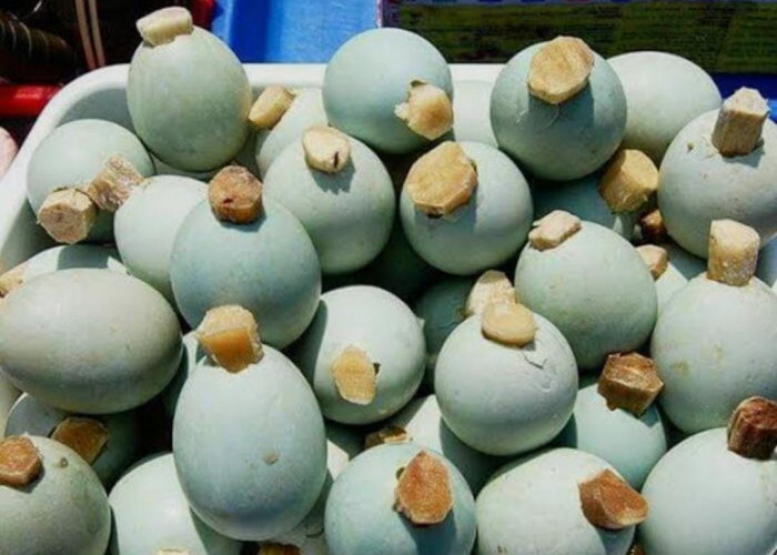 Telok Ukan: Hidangan Telur Khas Palembang dengan Kuah Santan Gurih dan Rempah Tradisional