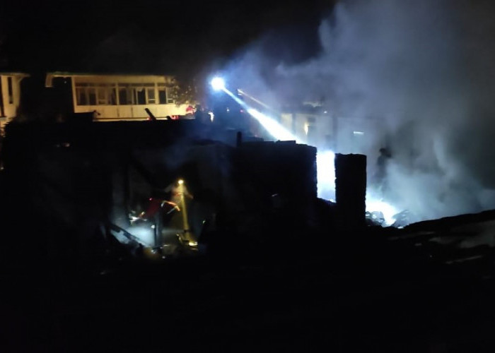 Kobaran Api Berhasil Dipadamkan, Berikut Penyebab dan Jumlah Rumah Terbakar