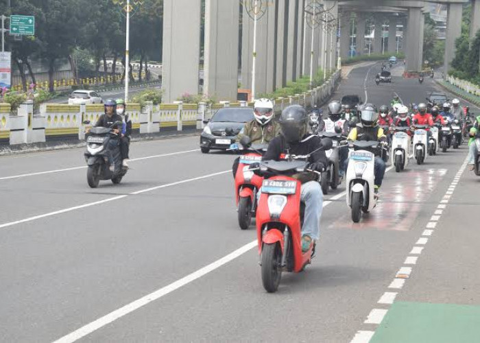 Eco-Ride: Gaya Hidup Baru Anak Muda dengan Motor Tanpa Emisi