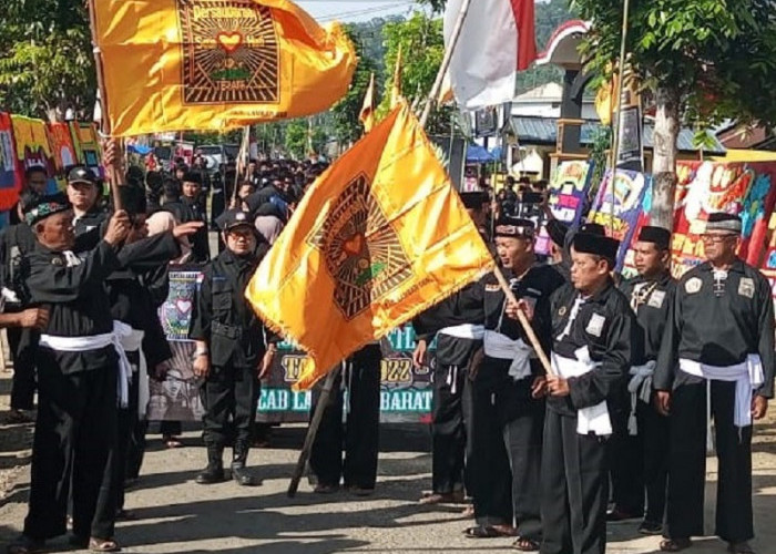 Ribuan Pendekar PSHT Lampung Barat Ramaikan Perayaan Satu Abad 