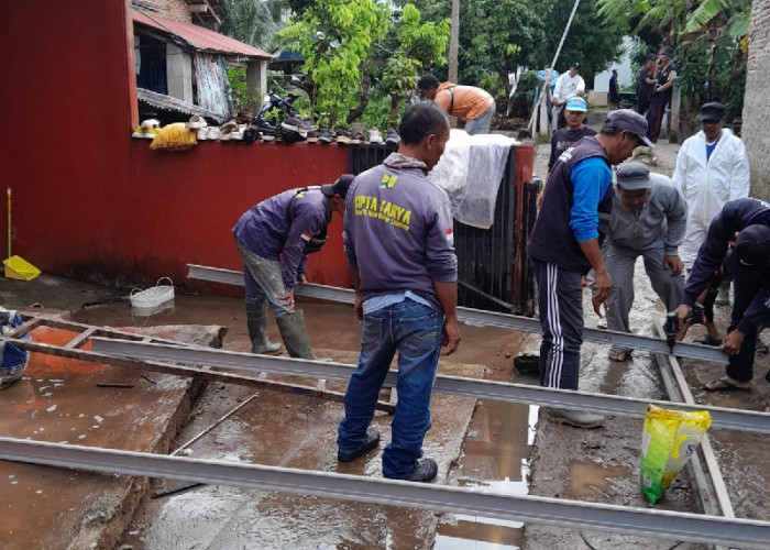 Respons Cepat Pemkot Bandar Lampung, Kerahkan Tim Perbaiki Rumah Warga dan Salurkan Bantuan Korban Banjir