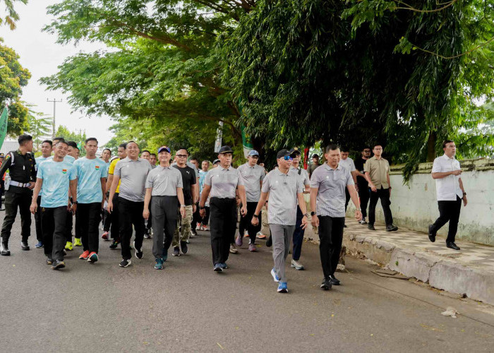HUT RI ke-81 dan HUT Perdana Kodam XXI/Raden Inten Dirayakan dengan Gerak Jalan Sehat