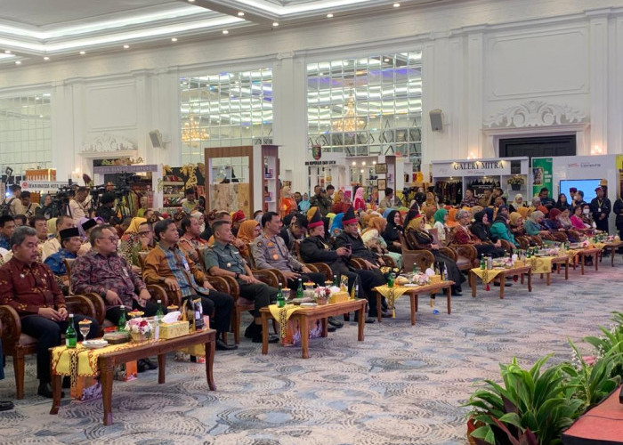 Pj Bupati Lampung Barat Nukman Hadiri Pembukaan Lampung Craft 2023