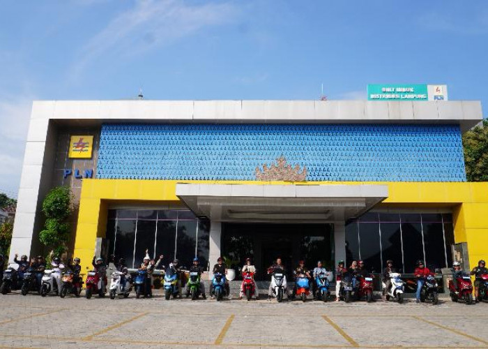Dorong Pertumbuhan Ekosistem Motor Listrik, PLN UID Lampung Gandeng KOSMIK Gelar Sunmori Hijau