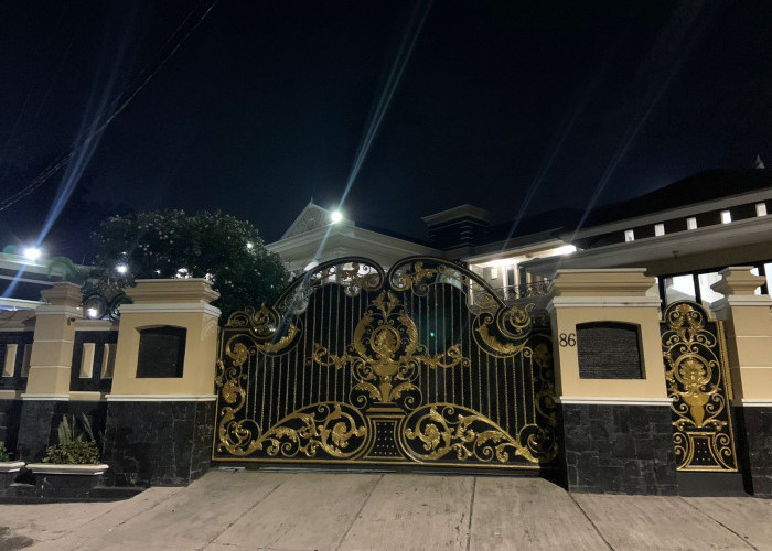 Heboh! Kejati Lampung Geledah Rumah Mewah Diduga Milik Eks Bupati Pesawaran