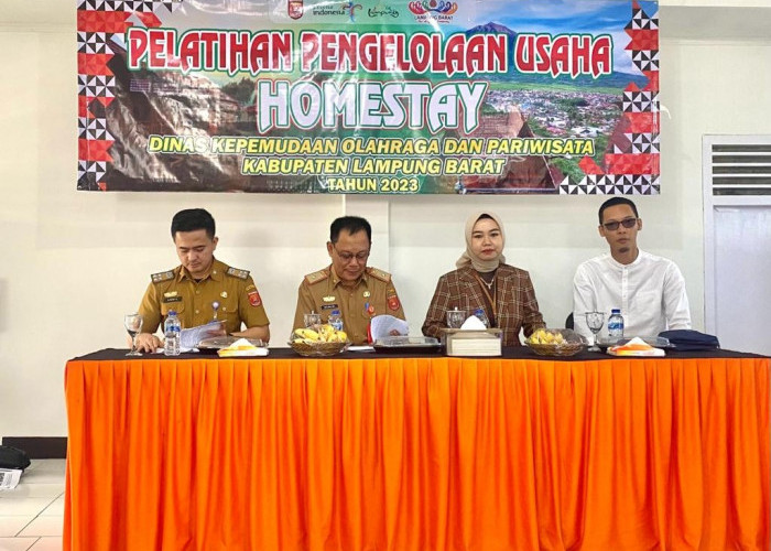 Disporapar Lampung Barat Gelar Pelatihan Pengelolaan Usaha Homestay