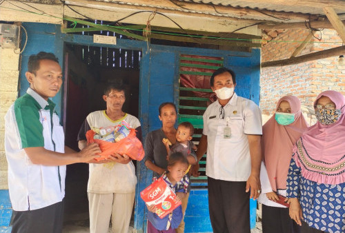 Puskesmas Gisting Bagikan Bantuan PMT untuk Balita di Kampung Gedung Jaya