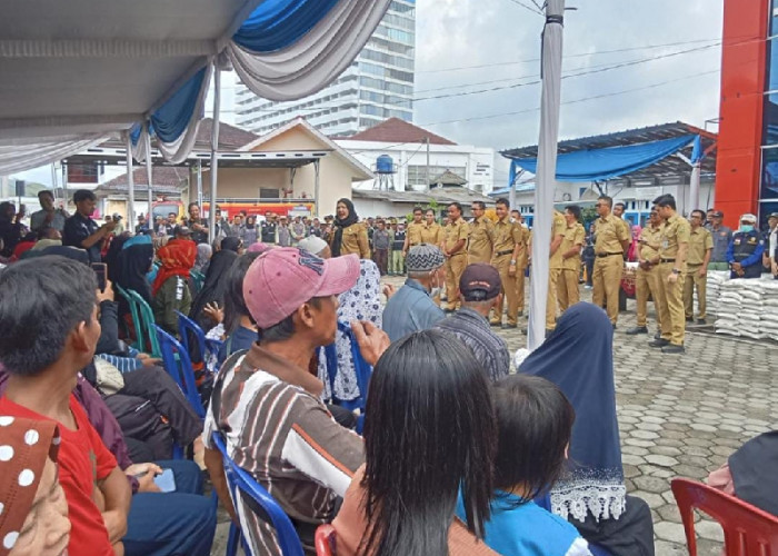 Pemkot Bandar Lampung Distribusikan 43 Ribu Karung Beras untuk Warga, Ditargetkan Rampung Dua Hari